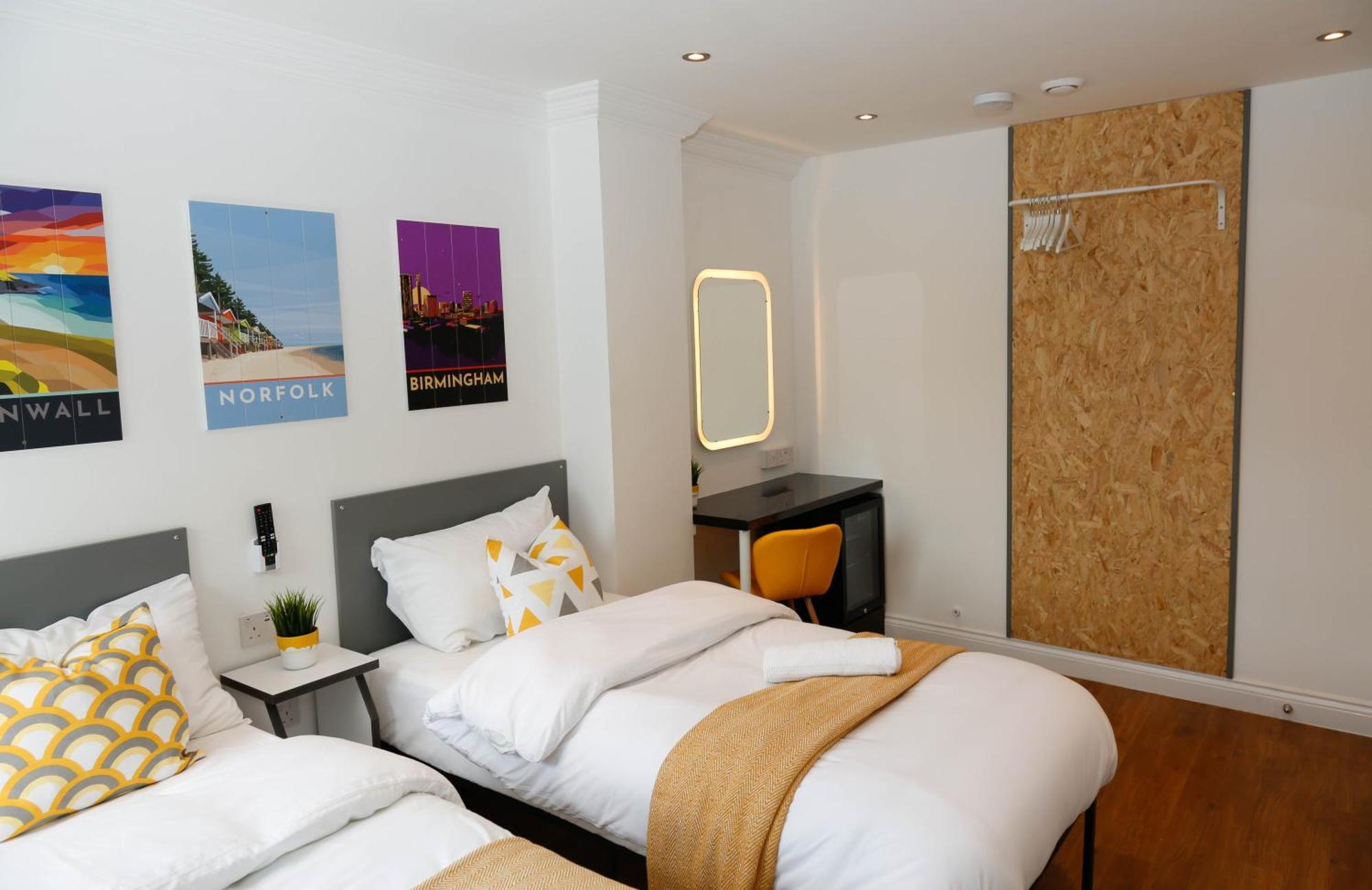 New Luxury Rooms In The Heart Of London Next To Shops, Cafes, Bars & Metro With Shared Bathrooms ภายนอก รูปภาพ